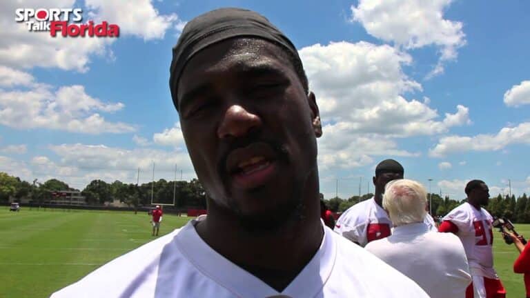 Lavonte David’s Net Worth in 2025: you won’t believe his Career Earnings & Financial Status of this Buccaneers Star Linebacker