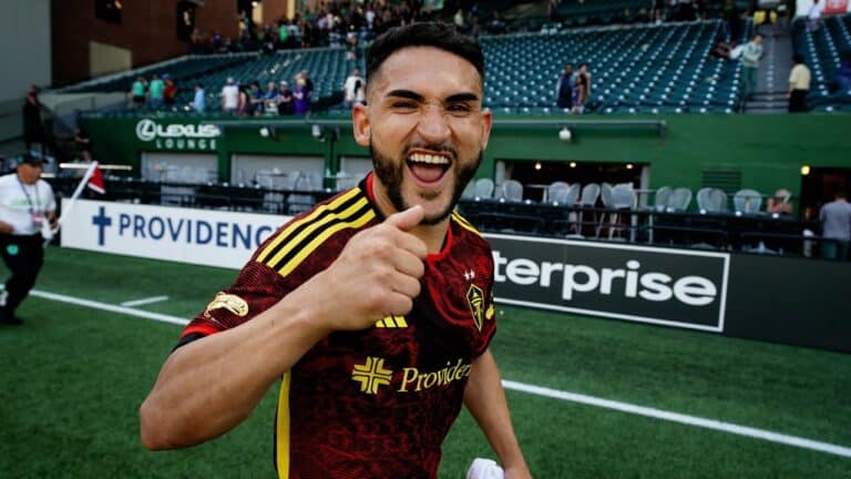How J. Bell Turned Seattle’s Back Line Into a Comedy of Errors (In a Good Way) — #15’s Defensive Acrobatics Will Make You Laugh, Cry, and Cheer