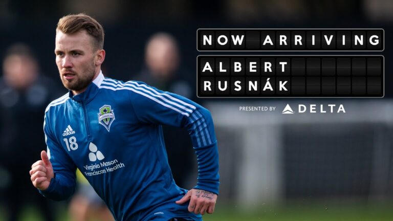 A. Rusnák Wears #11 and Steals the Ball (and Your Heart) for Seattle Sounders FC