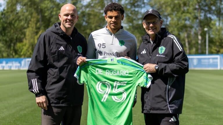 After Scoring, #95 O. De Rosario Celebrates Like a Seattle Legend — Breakfast Burritos and All!